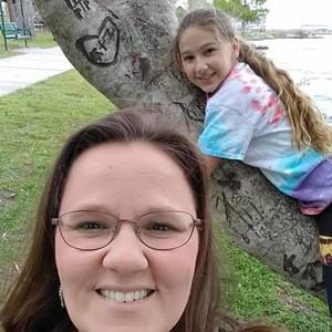 Meet your Posher, Deborah